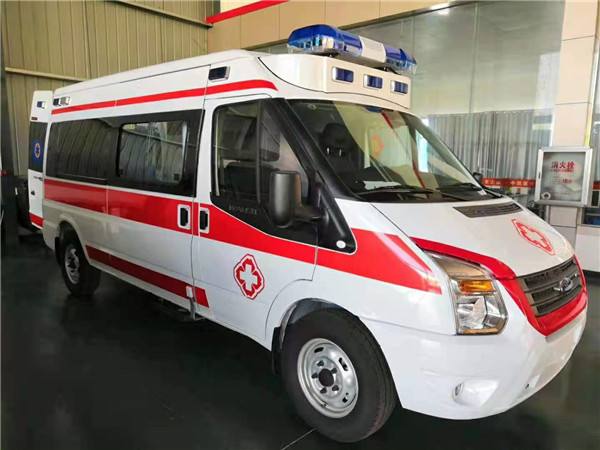 新宾福特V362救护车
